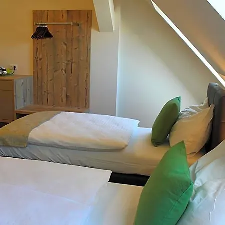 Braun Hotel *