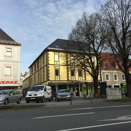Braun Hotel *